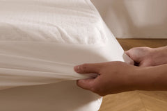 The Ultra-Cool Waterproof Mattress Protector - Twin